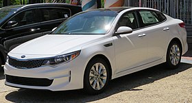 2018 Kia Optima EX front 5.23.18.jpg